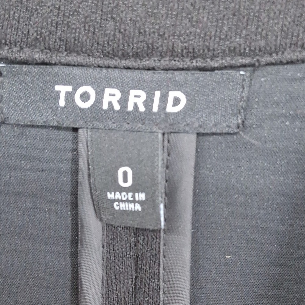 Torrid Womens Black Blazer Jacket Size 0 L 12 Career Workwear 2 Button Lined - Picture 6 of 12